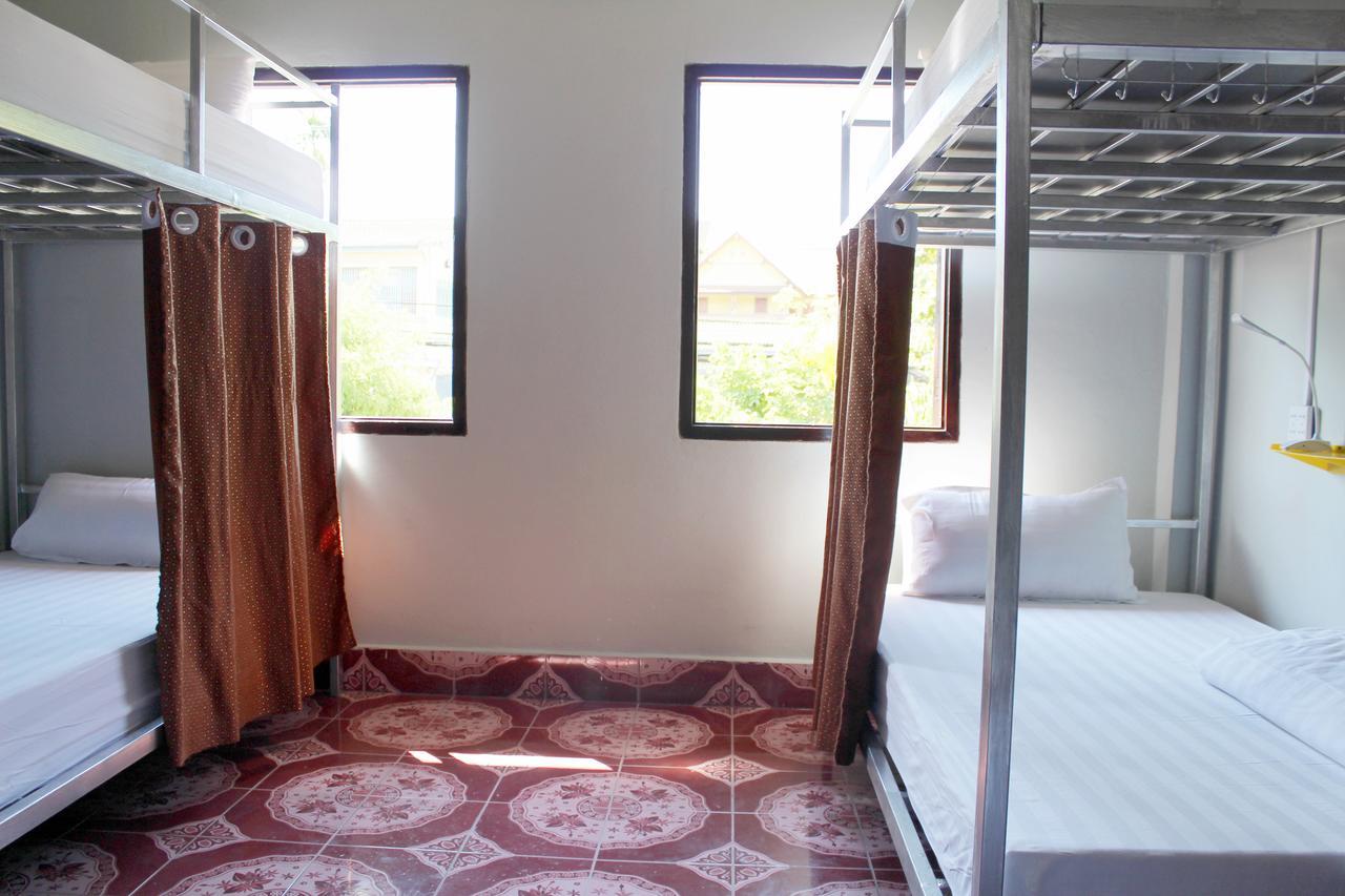 Aham Hostel (Adults Only) Luang Prabang Exterior photo